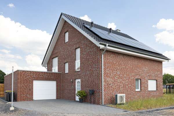 Einfamilienhaus H3 mit Klinker 108-111-NF rot-bunt