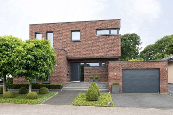Einfamilienhaus H4 mit Klinkerriemchen R-120-108-WDF rot bunt