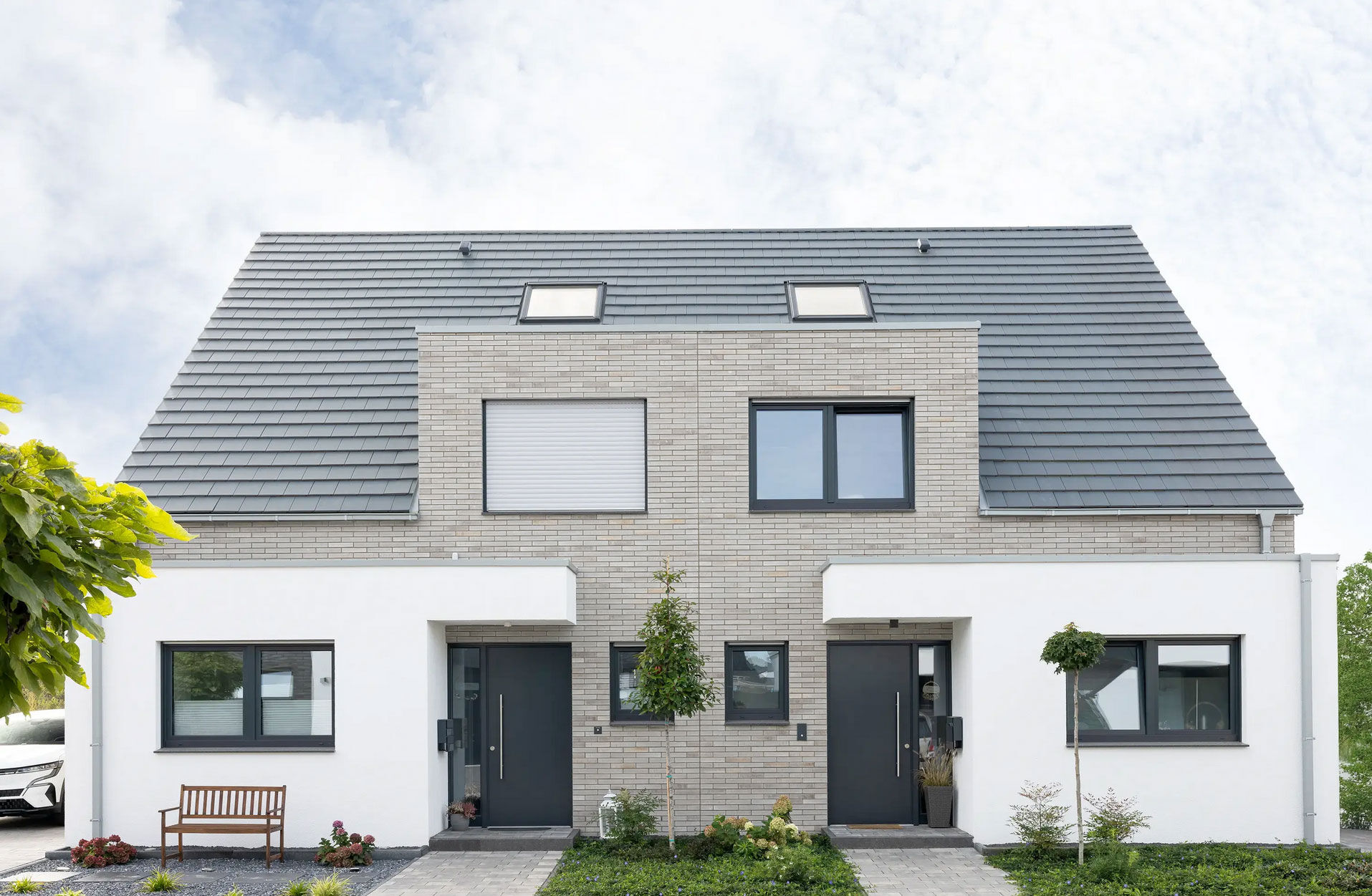 Klinkerriemchen auf WDVS ermöglichen vielfältige Fassadengestaltungen – von traditionell bis modern – bei gleichzeitig hoher Energieeffizienz.