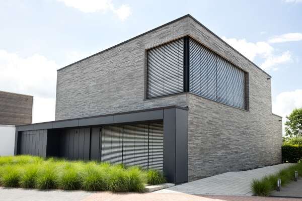 Bauhaus  H7 mit Klinker 118-101-ModF grau nuanciert