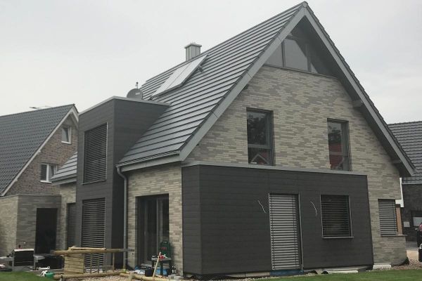 Einfamilienhaus H3 mit Klinker 104-134-ModF grau-bunt