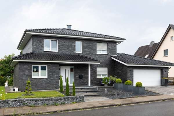 Einfamilienhaus H2 mit Klinker 108-199-DF anthrazit bunt