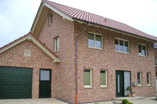 Einfamilienhaus H2 mit Klinker 105-124-WDF rot - braun - bunt