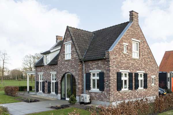 Landhaus H5 mit Klinker 120-104-WDF rot, beige nuanciert