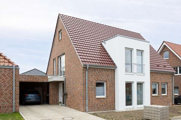 Einfamilienhaus H7 mit Klinker 111-102-RF rot-braun