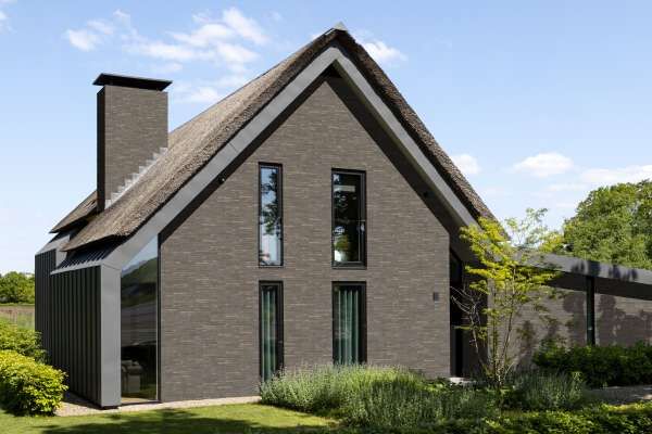 Einfamilienhaus H3 mit Klinker 118-138-ModF dunkelgrau anthrazit