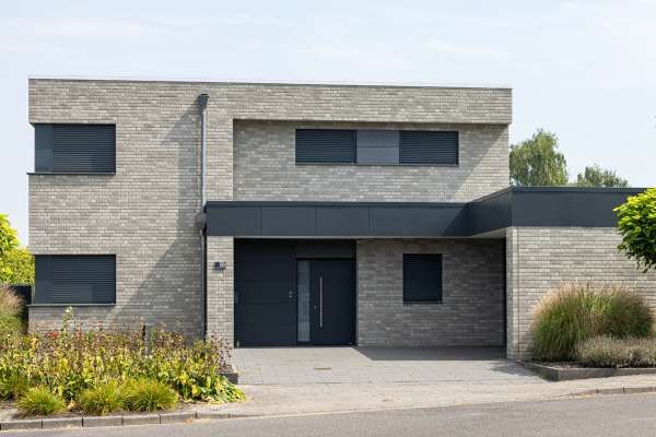 Einfamilienhaus H19 mit Klinker 104-166-NF grau nuanciert