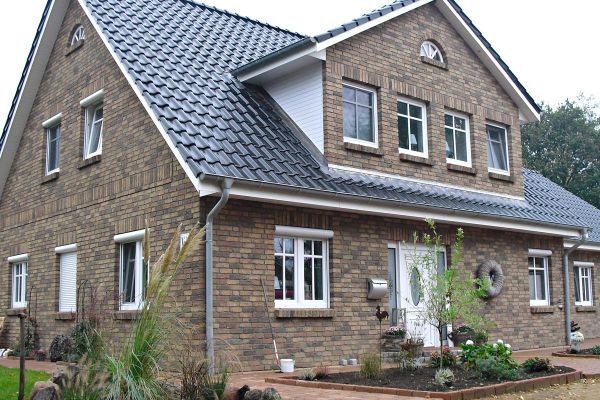 Einfamilienhaus H4 mit Klinker 113-102-NF braun - bunt