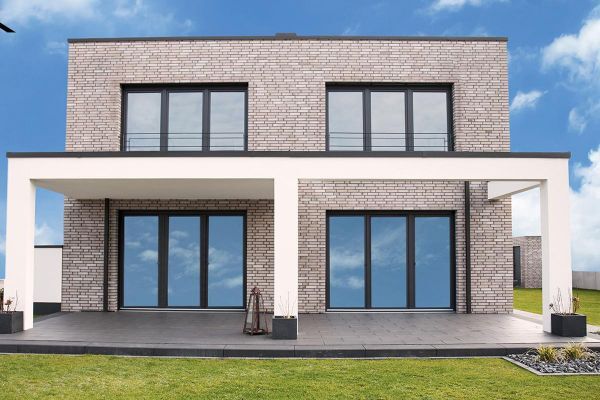 Bauhaus / Einfamilienhaus Im Bauhausstil H1 mit Klinker 101-145-ModF beige - grau