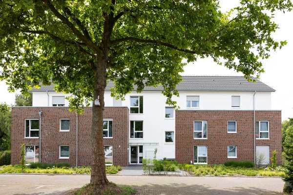 Mehrfamilienhaus H3 mit Klinker 101-148-NF rot, Kohle