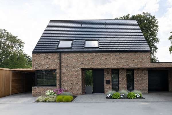 Einfamilienhaus H43 mit Klinker 120-109-WDF rot beige