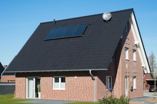 Einfamilienhaus H1 mit Klinker 112-103-NF rot-bunt