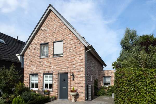 Einfamilienhaus H16 mit Klinker 103-140-WF braun-bunt