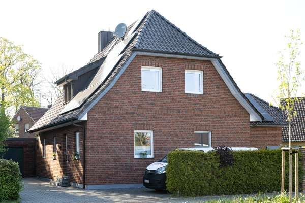 Einfamilienhaus H14 mit Klinker 104-105-NF rot-bunt