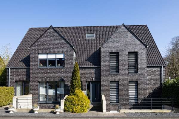 Einfamilienhaus H7 mit Klinker 101-126-NF schwarz - blau - Kohle