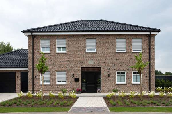 Stadtvilla H40 mit Klinker 120-109-WDF rot beige