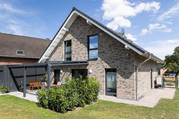 Einfamilienhaus H42 mit Klinker 103-112-WDF grau-bunt