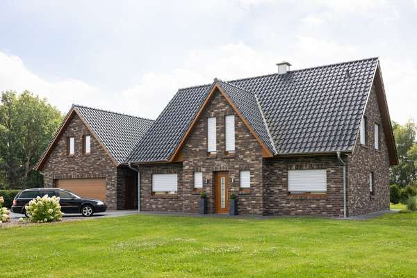 Einfamilienhaus H11 mit Klinker 103-133-NF braun-bunt