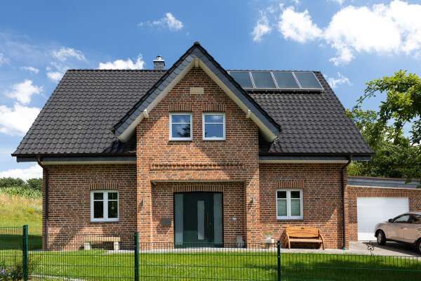 Einfamilienhaus H16 mit Klinker 111-101-NF rot-braun