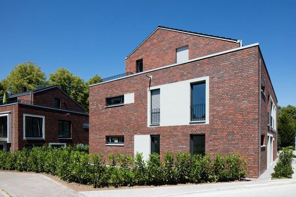 Mehrfamilienhaus H1 mit Klinker 102-116-NF braun-rot