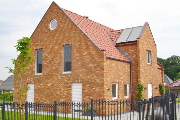 Einfamilienhaus H3 mit Klinker 105-126-WDF rot - beige - bunt