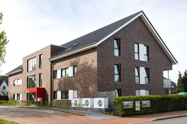 Mehrfamilienhaus H6 mit Klinker 101-176-NF rot bunt