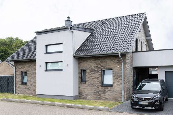Einfamilienhaus H19 mit Klinker 103-112-WDF grau-bunt