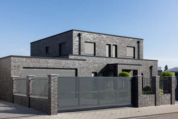 Bauhaus H1 mit Klinker 112-144-NF anthrazit bunt