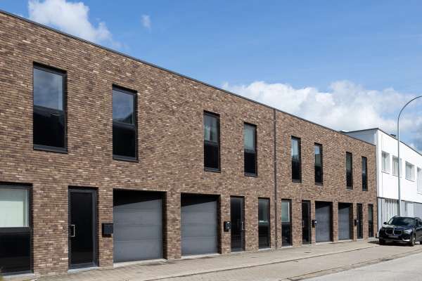Mehrfamilienhaus H1 mit Klinker 128-145-ModF rot braun bunt