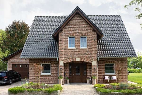 Einfamilienhaus H13 mit Klinker 107-106-WDF rot-braun