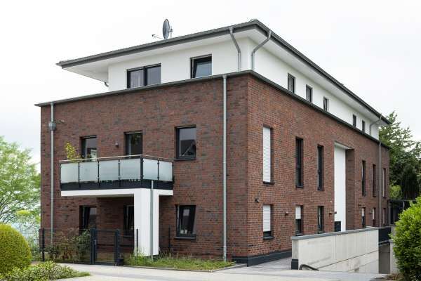 Mehrfamilienhaus H2 mit Klinker 108-191-NF rot bunt